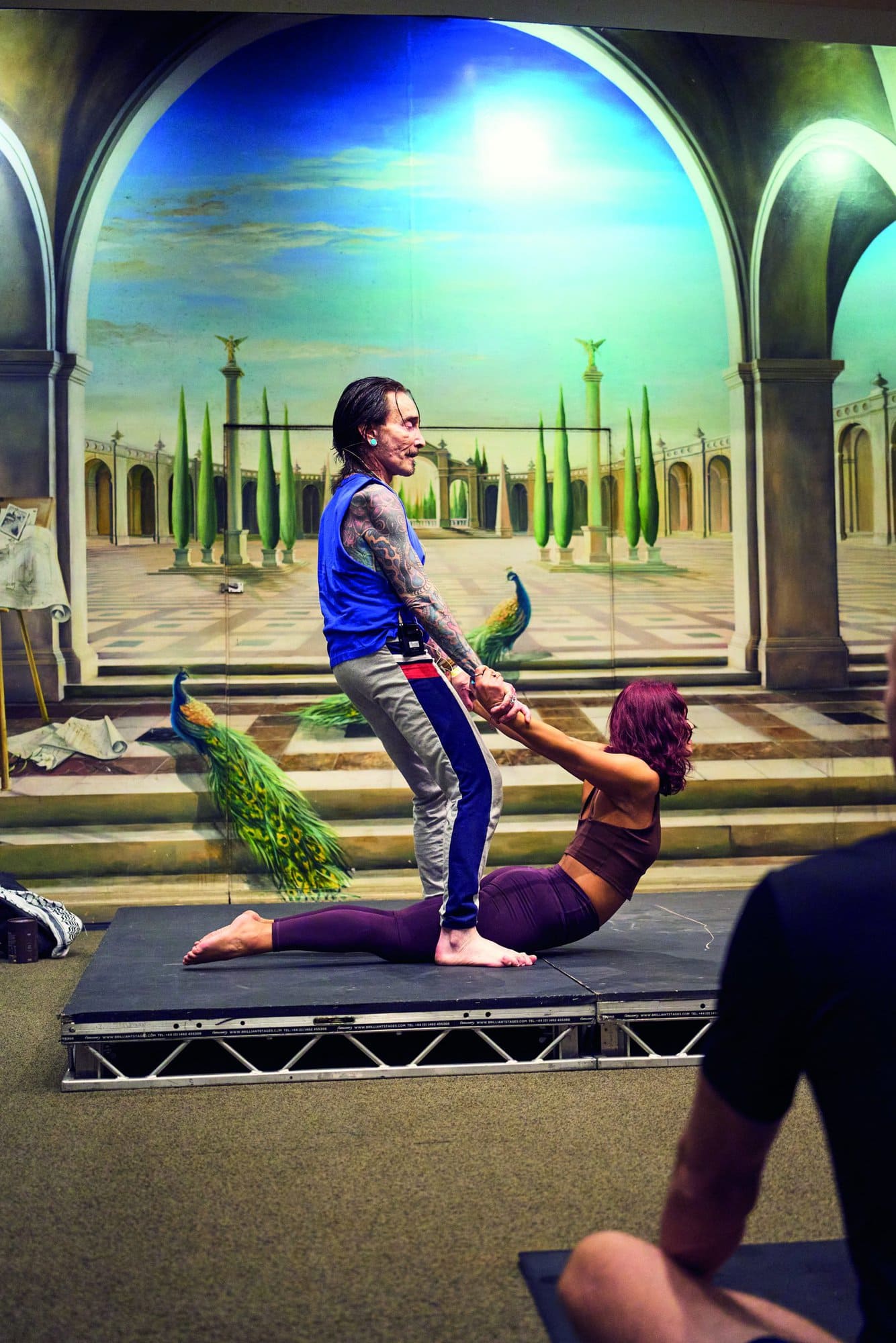 OM Yoga Show Vibes