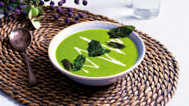 Pea, Spinach and Mint Soup