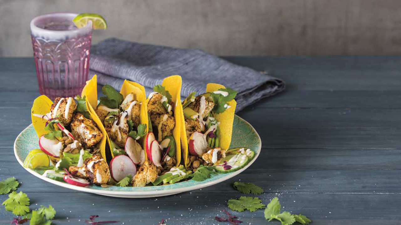 Roasted cauliflower and lentil tacos