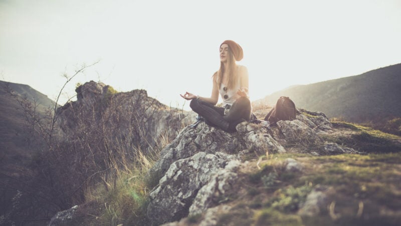 4 simple meditations to feel a part of nature