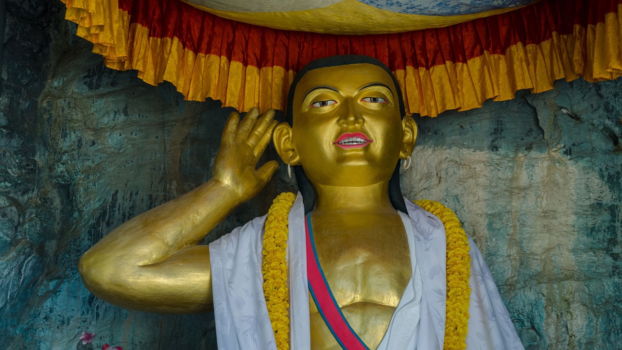 Courage and Calm Amid the Chaos : Yoga in the time of a Coup Milarepa