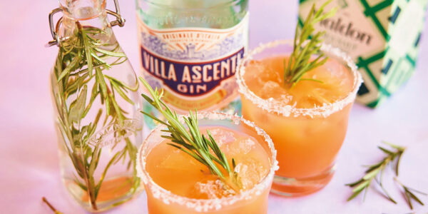 Pink Grapefruit and Rosemary Paloma