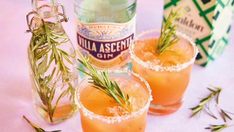 Pink Grapefruit and Rosemary Paloma