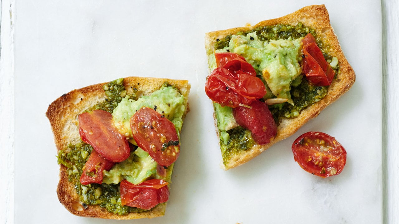 Smashed Avo Toast with Roasted Tomatoes & Pesto