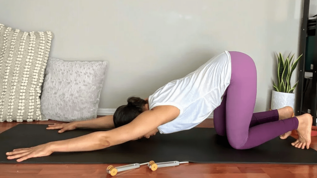 Learn the Frog Pose - Mandukasana - Learn Yoga | Sikana