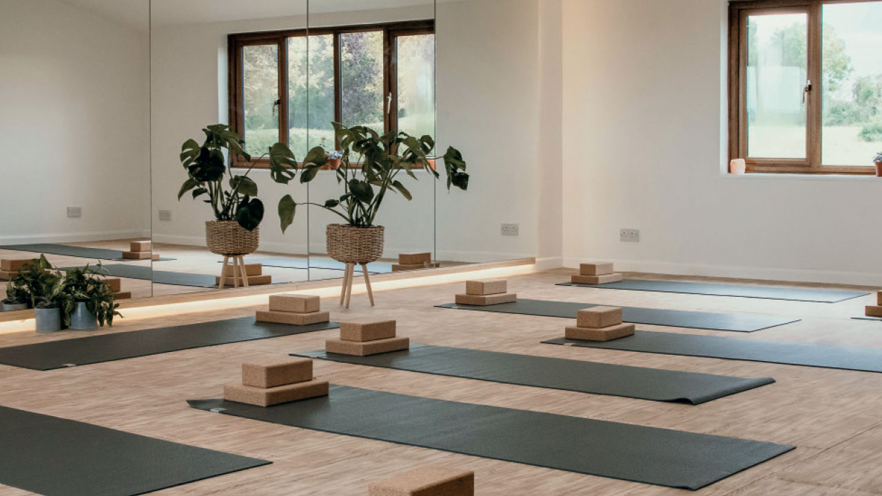 YAHRA Om Yoga Magazine