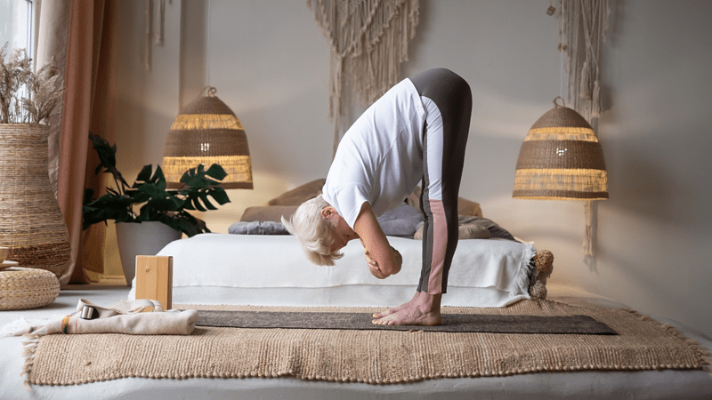 Uttanasana