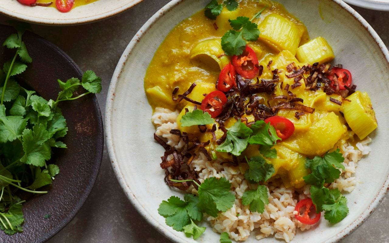 Leek and coconut curry