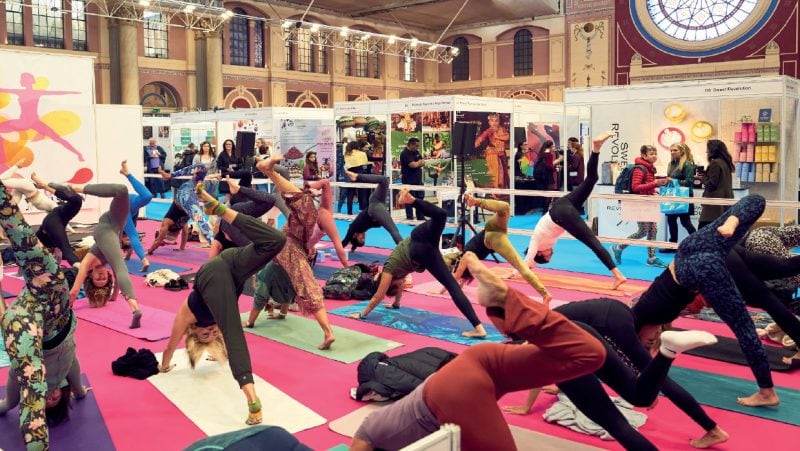 OM YOGA SHOW 2025