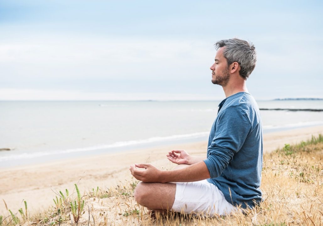 WHY MORE MEN SHOULD DO YOGA