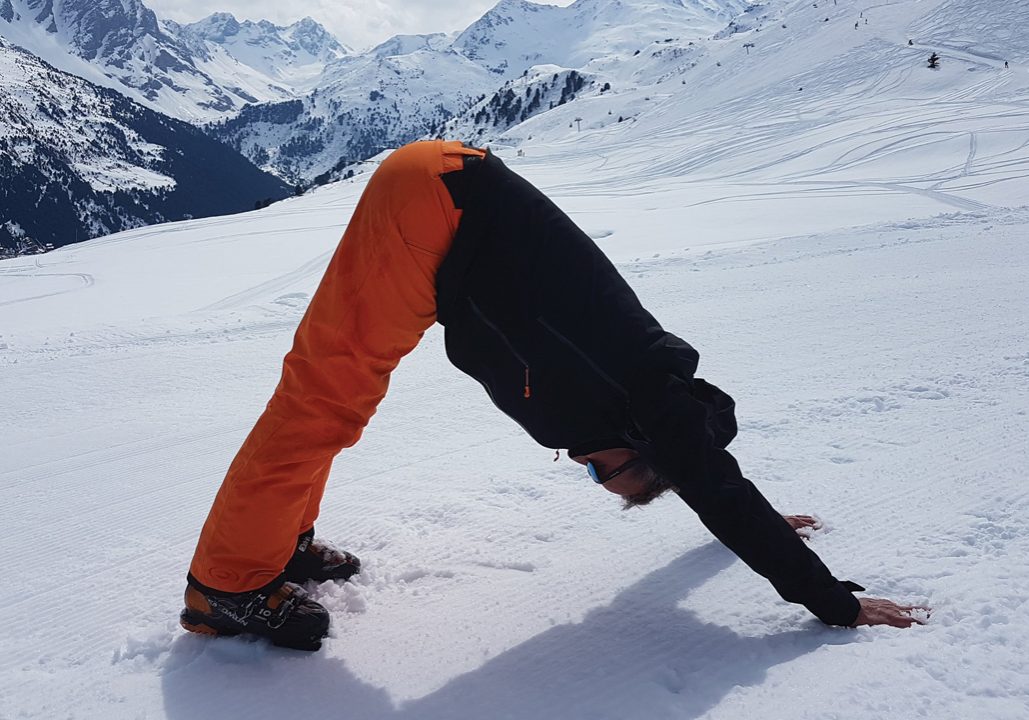 Yoga-and-skiing4