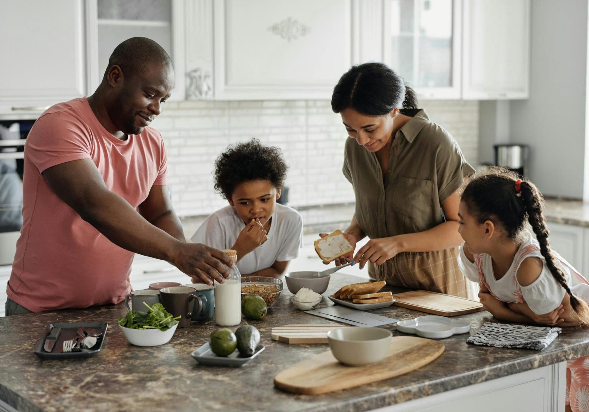 Strategies To Encourage Your Children To Eat Well